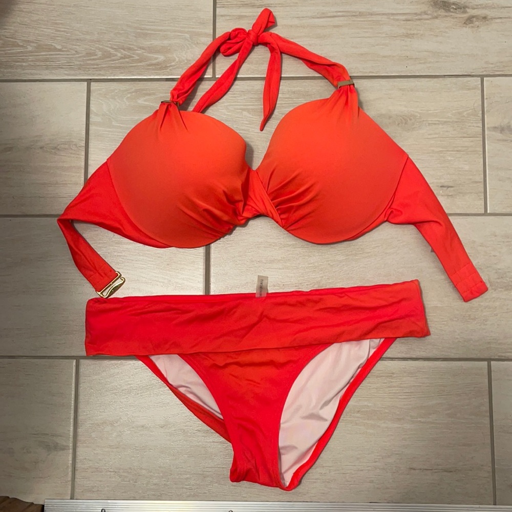 Victoria's Secret bikini set